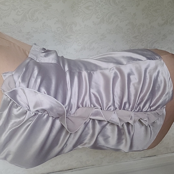 Studio Y Silver Ruffle Top - Picture 3 of 6